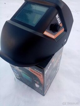 samostmievacia kukla