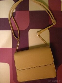 Béžová kabelka Sinsay na slávnostné udalosti i do mesta