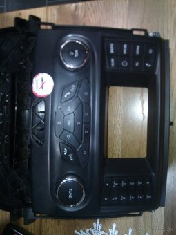 Ford Ranger radio