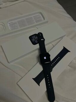 Predám Apple Watch SE 2. generácia