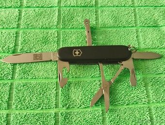 VICTORINOX LIMITOVANÁ EDÍCIA - ROAD TOUR 1.3704.L10