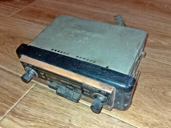 Autorádio Konstant RFT