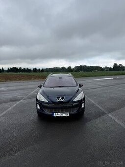 Peugeot 308 SW 1.6 HDi 82kW – Strešné okno, Garážovaný, Zach