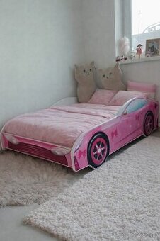 Detská postieľka auto