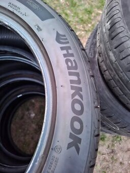 Hankook letne pneu 235/50/19