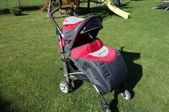 Bugina PIERE CARDIN, kočiar