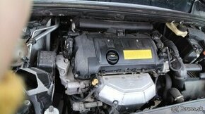 CITROEN C4 1.4 benzin 2012 predám motor 8F01 PIATE DVERE, ZA