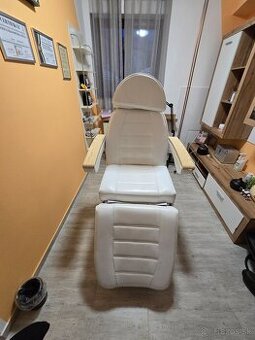 Elektrické Kosmetické křeslo AKCE /lehátko 3 motory bílé