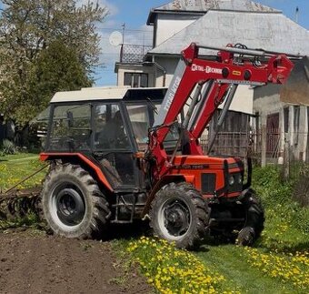 Zetor 7245 s čelným nakladačom