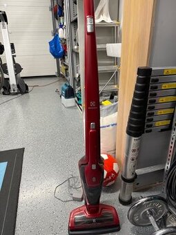 Vysavac Electrolux EER7ANIMAL 2v1 ERGO RAPIDO