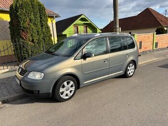 Volkswagen Touran 2.0 TDI Ťažné