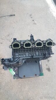 1.4tsi sacie potrubie 04E129711J