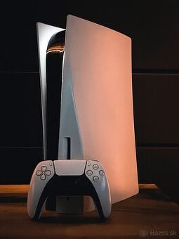 Predám hernú konzolu PS5 1TB z mechanikou plus hru GT 7