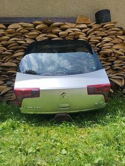 Citroen C5 - Zadná kapota