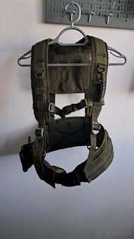 Taktická vesta - molle
