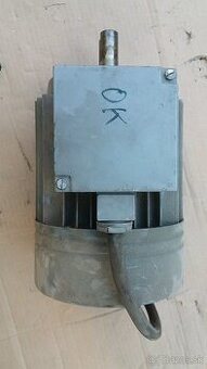Predám elektromotor 750w,1400ot/min - 1