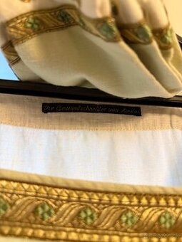 Historické dobové šaty