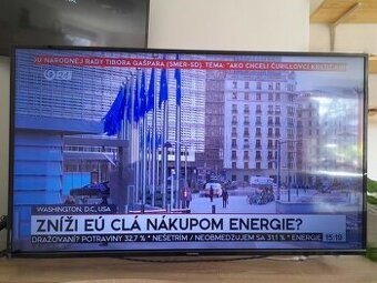 Thomson 55UD6406 Televízor má  slabo viditeľnú poruchu