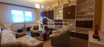 Priestranný 3-izbový byt s balkónom na predaj v Rožňave