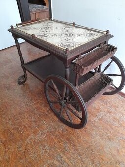 Predám servírovací vozík