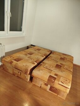 Dve jednolôžkové postele