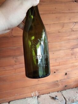 Starožitná pivová fľaša Brumov