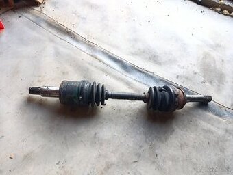 Suzuki vitara 1.6 práva poloos