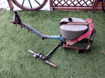 Jawa pionier 50 - RÁM,KOSTRA,NADRŽ,TLMIČE