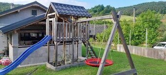 Detské ihrisko so smyklavkou