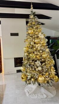 Vianočný stromček 300cm