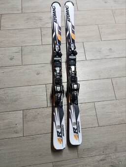 Juniorské lyže Atomic 141 cm