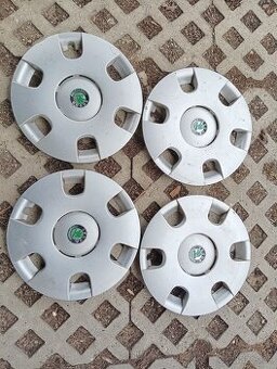 POKLICE ŠKODA ORIGINAL 13 KOLA-JAKO NOVÉ