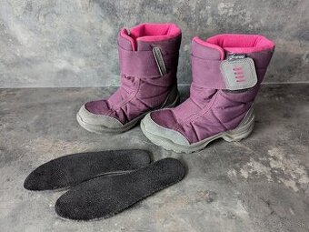 Decathlon Quechua snehule 32