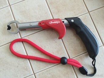 Vylovo akcie kliešte Berkley Pistol Grip