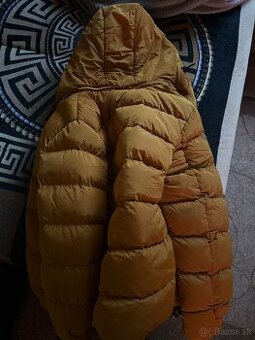Pánska zimná bunda veľkosť L zateplená s kapucňou