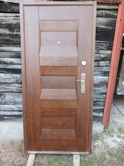 Bezpečnostné vchodové dvere