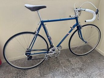 Favorit F1 TV renovácia