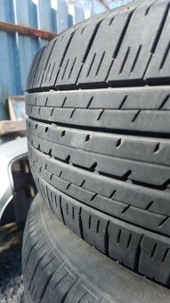 Bridgestone 235/60/18 103H