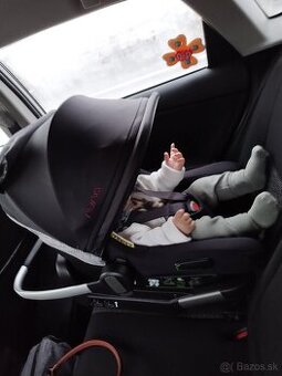 Predám autosedačku Nuna Pipa next +zakladna a dažďový kryt