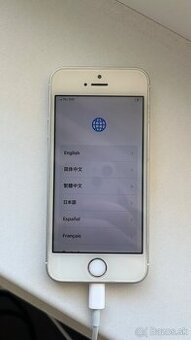 iPhone SE (2016)