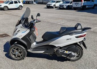 Predám Piaggio MP3 500 stačí vodicak "B"