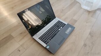17.3'' Acer Aspire