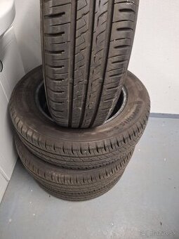 Barum bravuris 5 letné 80%stav 185/65R15