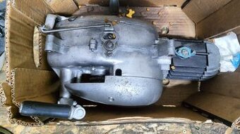 Predám motor na Jawa 555