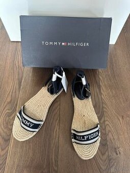Sandále Tommy hilfiger