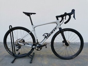 Giant Revolt Advanced 1