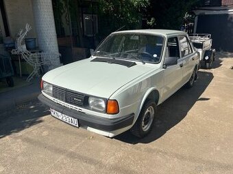 Skoda 105l s prívesnym vozikom