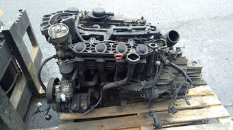 Mercedes 638 2,3 diesl. motor 105 kw aj s prevodovkov