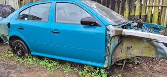 Predam na škodu octavia 1 viac  dielov