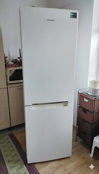 Chladnicka s mraznickou Samsung